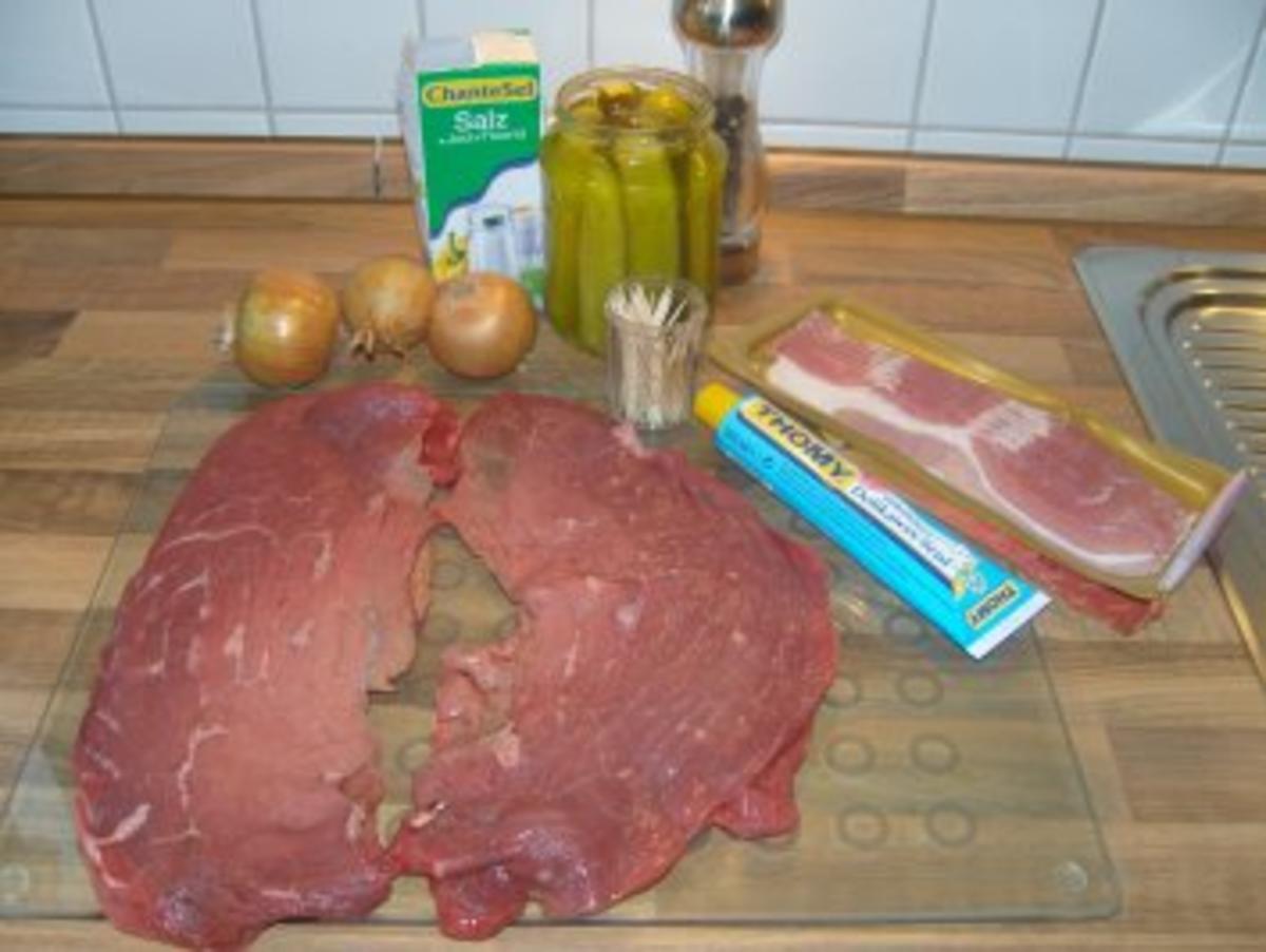 Bilder für Rinderrouladen mit Rinderrouladen und Scheiben Speck - Rezept