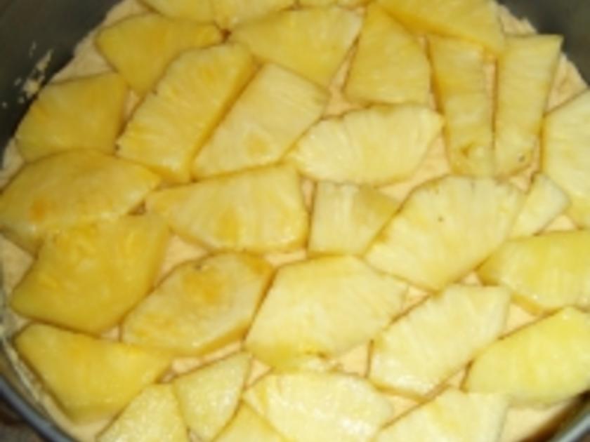 Ananaskuchen mit Kokoshaube - einfach - 338 kcal/100g