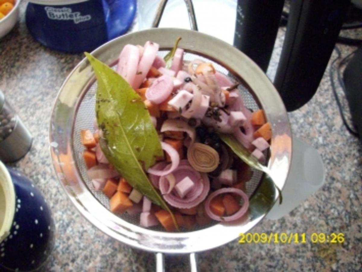 Fleisch: Schwindelbraten mit violetten Möhren und Salzkartoffeln - Rezept - Bild Nr. 3