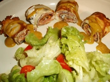 Lachs-Crêpes mit Meerrettich-Frischkäse und Dijon-Senfcreme - Rezept - Bild Nr. 9