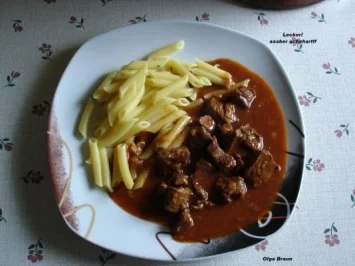 Ochsengulasch "Julitschka" - Rezept