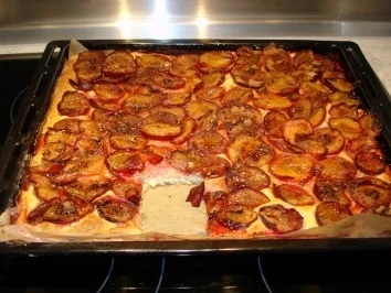 Einfacher Zwetschgenkuchen super lecker - Rezept