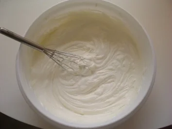 Rezept: TORTE: APRIKOSEN-FRISCHKÄSE-TORTE Bild Nr. 9 TORTE: APRIKOSEN-FRISCHKÄSE-TORTE - Rezept - Bild Nr. 9