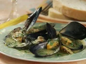 Miesmuscheln a la Buzzara - Rezept