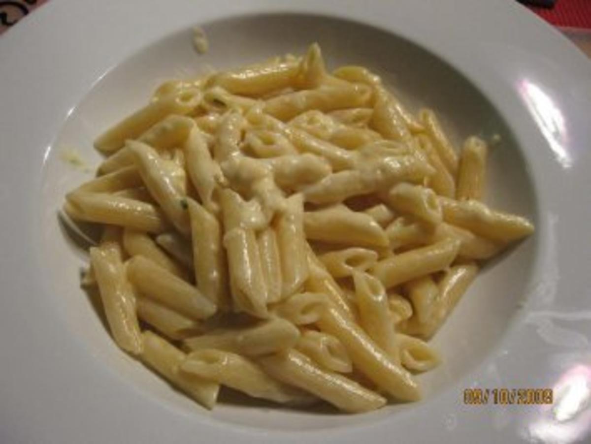 Penne 3 formaggi ( 3 Käsesauce) - Rezept