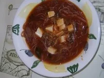 Rezept: Nam Pla Suppe an Rotkohlbrühe mit Thunfisch Nam Pla Suppe an Rotkohlbrühe mit Thunfisch - Rezept