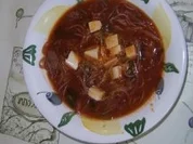 Rezept: Nam Pla Suppe an Rotkohlbrรผhe mit Thunfisch Nam Pla Suppe an Rotkohlbrรผhe mit Thunfisch - Rezept