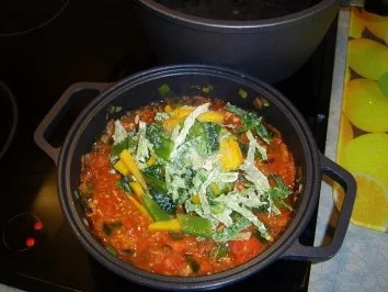 Rezept: Nam Pla Suppe an Rotkohlbrühe mit Thunfisch Bild Nr. 10 Nam Pla Suppe an Rotkohlbrühe mit Thunfisch - Rezept - Bild Nr. 10