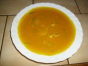 Möhren-Lauchzwiebel-Suppe - Rezept