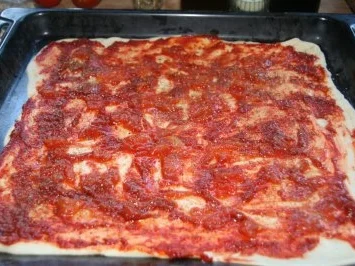 Italienische Salamipizza - Rezept - Bild Nr. 3