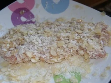 Mandel-Puten-Schnitzel mit indischem Kartoffelsalat - Rezept