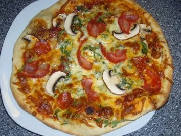 Rezept: Kikis Pizza Rucola Bild Nr. 12 Kikis Pizza Rucola - Rezept - Bild Nr. 12