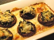 Gefüllte Champignons "Florentiner Art" in Gorgonzolasahne - Rezept
