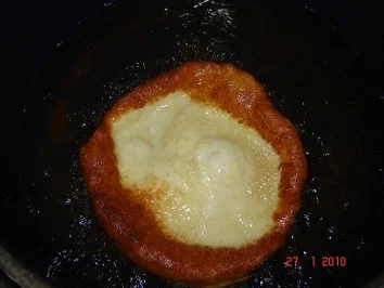 Rezept: Gebäck : Schmalznudeln Bild Nr. 4 Gebäck : Schmalznudeln - Rezept - Bild Nr. 4