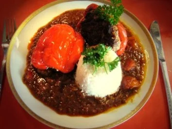 gefüllte Paprika auf Tomaten-Paprika-Sugo - Rezept - Bild Nr. 2