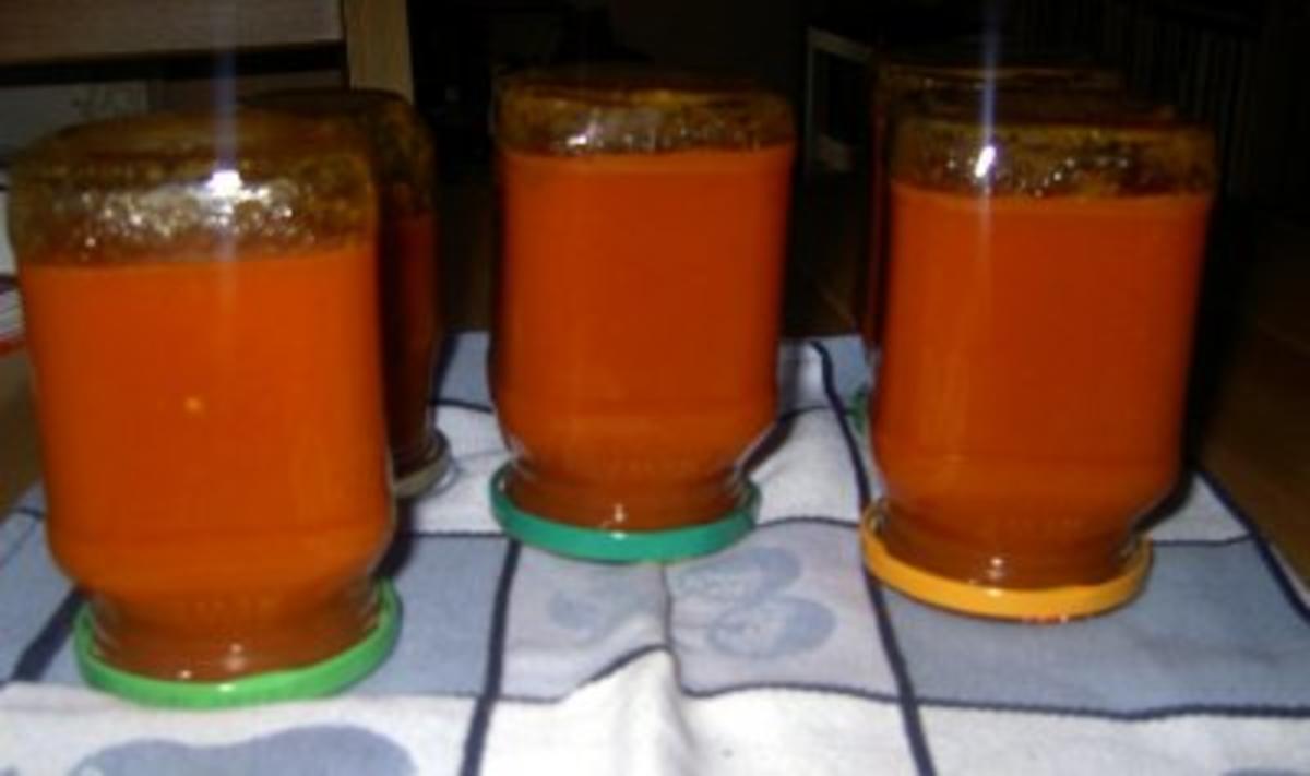Tomatenketchup mit Rosmarin - Rezept