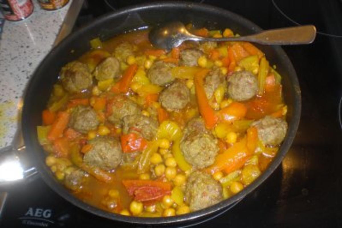 Couscous mit Gemüse und Lammklößchen - Rezept - Bild Nr. 2