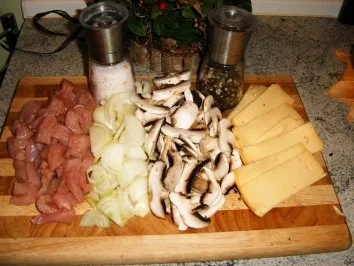 Rezept: Puten-Champignons-Käse-Pfanne Bild Nr. 3 Puten-Champignons-Käse-Pfanne - Rezept - Bild Nr. 3