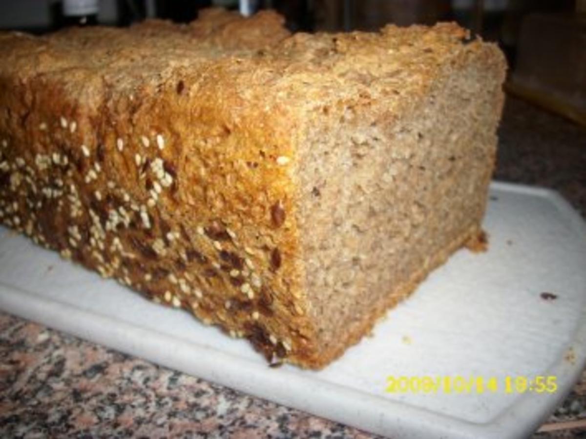 Brot: Vollkornmischbrot - Rezept mit Bild - kochbar.de