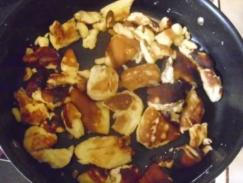 Rezept: Kaiserschmarrn auf Pflaumenkompott Bild Nr. 4 Kaiserschmarrn auf Pflaumenkompott - Rezept - Bild Nr. 4