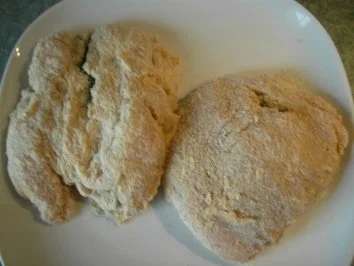 Rezept: Hühnerschnitzel gefüllt mit Mangold und Mozzarella Bild Nr. 4 Hühnerschnitzel gefüllt mit Mangold und Mozzarella - Rezept - Bild Nr. 4