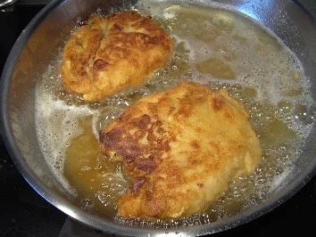 Rezept: Hühnerschnitzel gefüllt mit Mangold und Mozzarella Bild Nr. 5 Hühnerschnitzel gefüllt mit Mangold und Mozzarella - Rezept - Bild Nr. 5