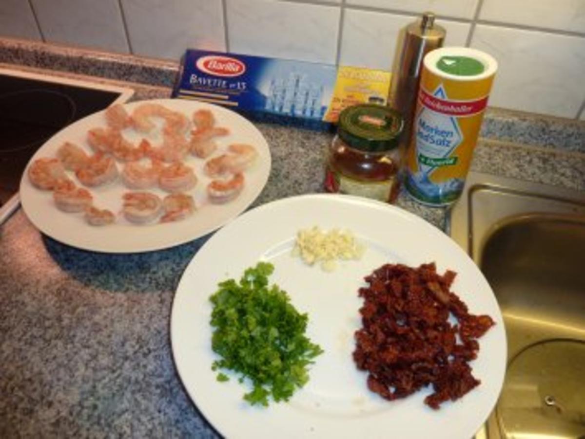 Linguine mit getrockneten Tomaten und Garnelen - Rezept - Bild Nr. 3