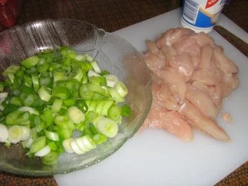 Rezept: Hähnchengeschnetzeltes mit Tomaten-Gorgonzola-Sauce Bild Nr. 3 Hähnchengeschnetzeltes mit Tomaten-Gorgonzola-Sauce - Rezept - Bild Nr. 3