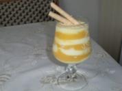 Schicht-Speise mit Aprikosenpüree - Rezept