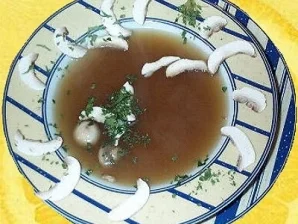 Champignon Consomme - Rezept