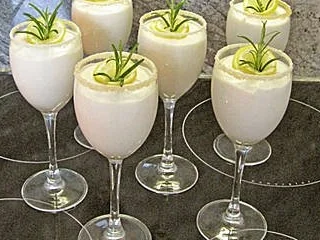 Rezept: DESSERT Syllabub - Trauben-Süßwein Dessert DESSERT Syllabub - Trauben-Süßwein Dessert - Rezept