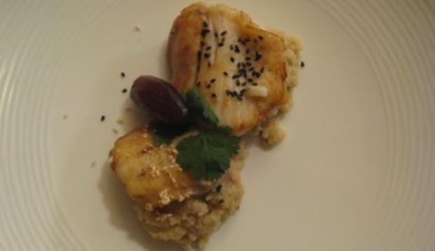Seeteufelbäckchen mit Kreuzkümmel auf Couscous - Rezept - kochbar.de