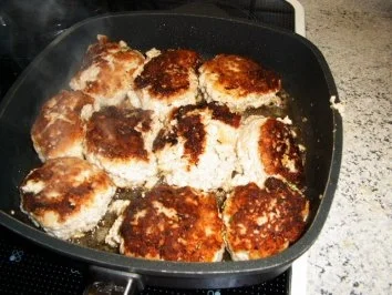 Rezept: Kräuter-Quark-Buletten Bild Nr. 6 Kräuter-Quark-Buletten - Rezept - Bild Nr. 6