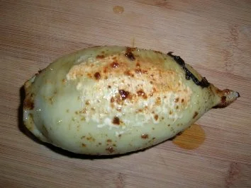 Tintenfischtuben gefüllt mit Thunfisch+schwarzem Olivenpesto an Ratatouille und Kräuterbaguette - Rezept - Bild Nr. 7