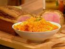 Kassler im Brotteig mit tomatisiertem Sauerkraut - Rezept