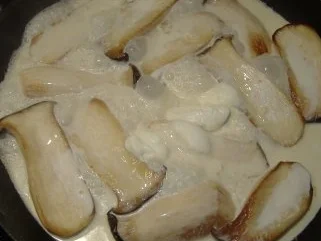 Pilzragout mit Kartoffelknödel - Rezept - Bild Nr. 4