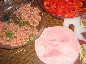 Hack-Kräuter-Rouladen in Paprikasauce an Gnocchis - Rezept - Bild Nr. 4