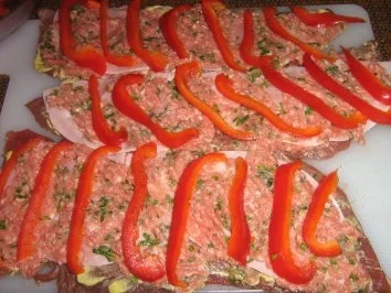 Hack-Kräuter-Rouladen in Paprikasauce an Gnocchis - Rezept - Bild Nr. 8