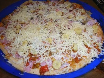 Pizza "Red Point whit yollew Points" - Rezept - Bild Nr. 5