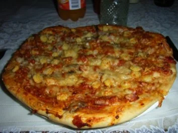 Pizza "Red Point whit yollew Points" - Rezept - Bild Nr. 6