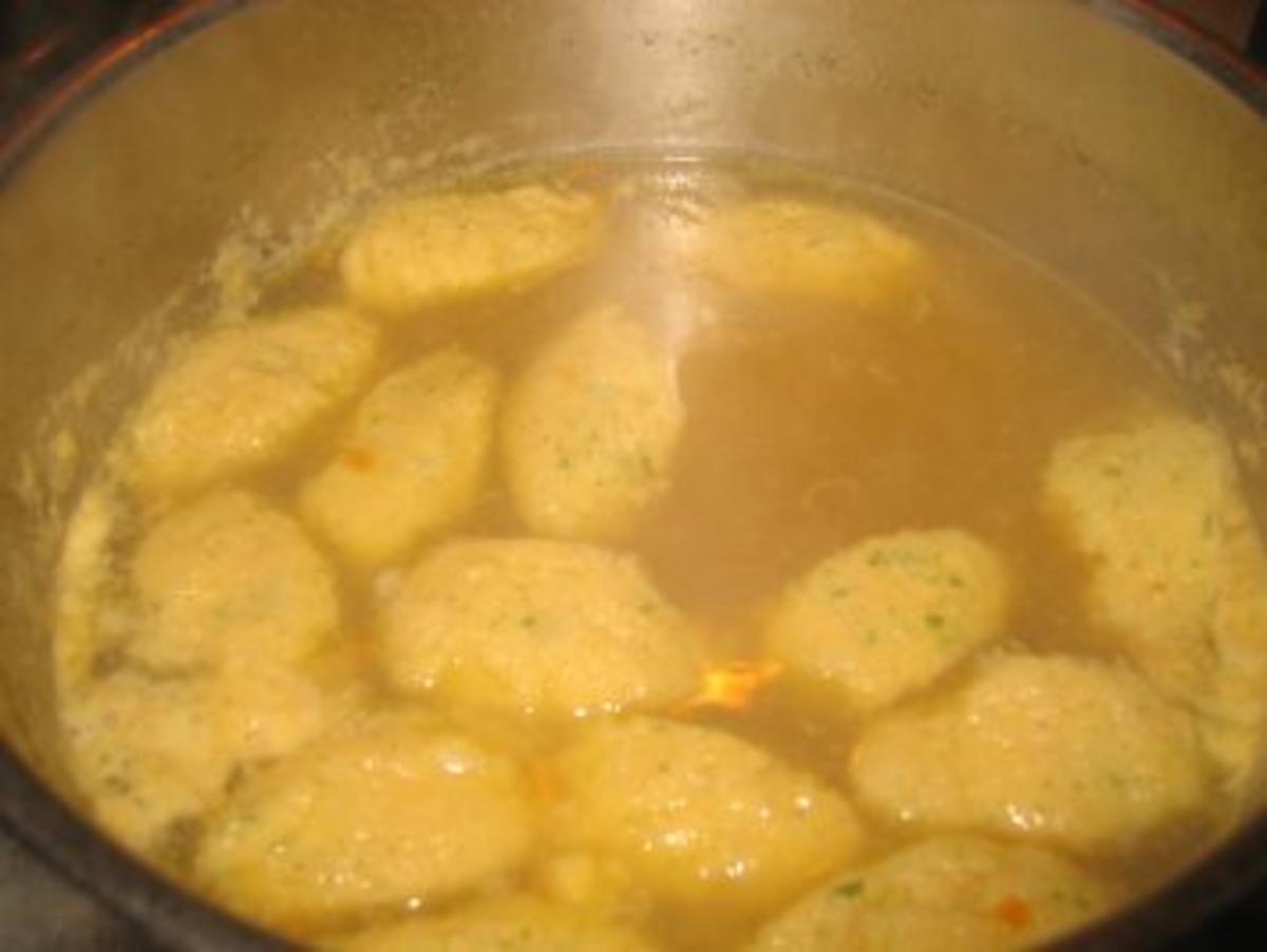 Suppe: Mutschelmehl Nockerlsuppe - Rezept - Bild Nr. 2