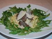 Rinderfiletspitzen mit Gorgonzolarahm auf Bandnudeln - Rezept