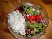 Rinderschmorbraten mit Kartoffelstock, Gemüsesauce und gemischtem Salat - Rezept