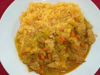 Rezept: Puten-Gemüse-Gulasch Puten-Gemüse-Gulasch - Rezept