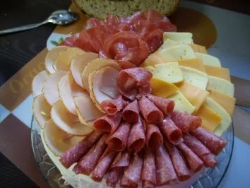 Rezept: Herzhafte Brottorte Bild Nr. 6 Herzhafte Brottorte - Rezept - Bild Nr. 6