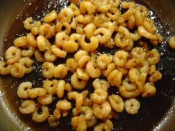 Rezept: Rosenkohl-Creme-Suppe mit Garnelen a la Anne... Bild Nr. 4 Rosenkohl-Creme-Suppe mit Garnelen a la Anne... - Rezept - Bild Nr. 4