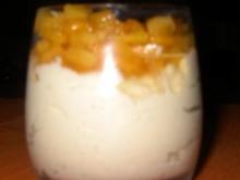 Vanille-Creme mit Ragout aus Sharon-Früchten - Rezept