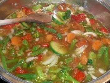 Rezept: Pfannengericht: Italienisches Gemüse mit Nudeln und Feta Bild Nr. 2 Pfannengericht: Italienisches Gemüse mit Nudeln und Feta - Rezept - Bild Nr. 2