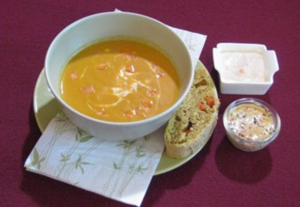 Erdnuss-Karotten-Suppe - Rezept