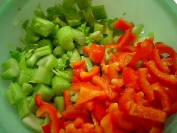 Schmortopf mit Hackfleisch und Staudensellerie... - Rezept - Bild Nr. 3